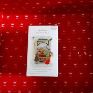 2009 Christmas Window 7th in series members exclusive